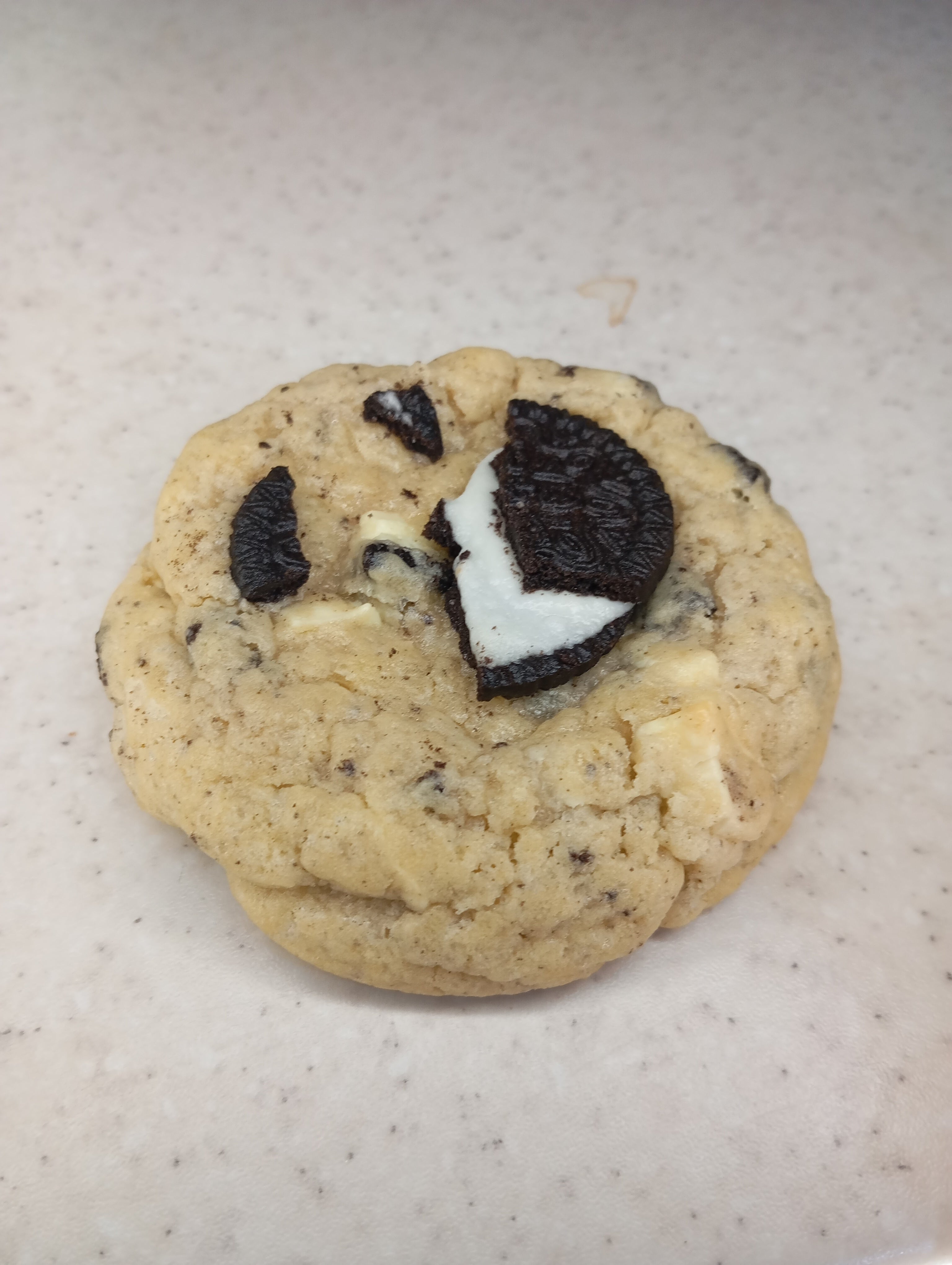 Balto šokolado ir 'Orėo' sausainiai